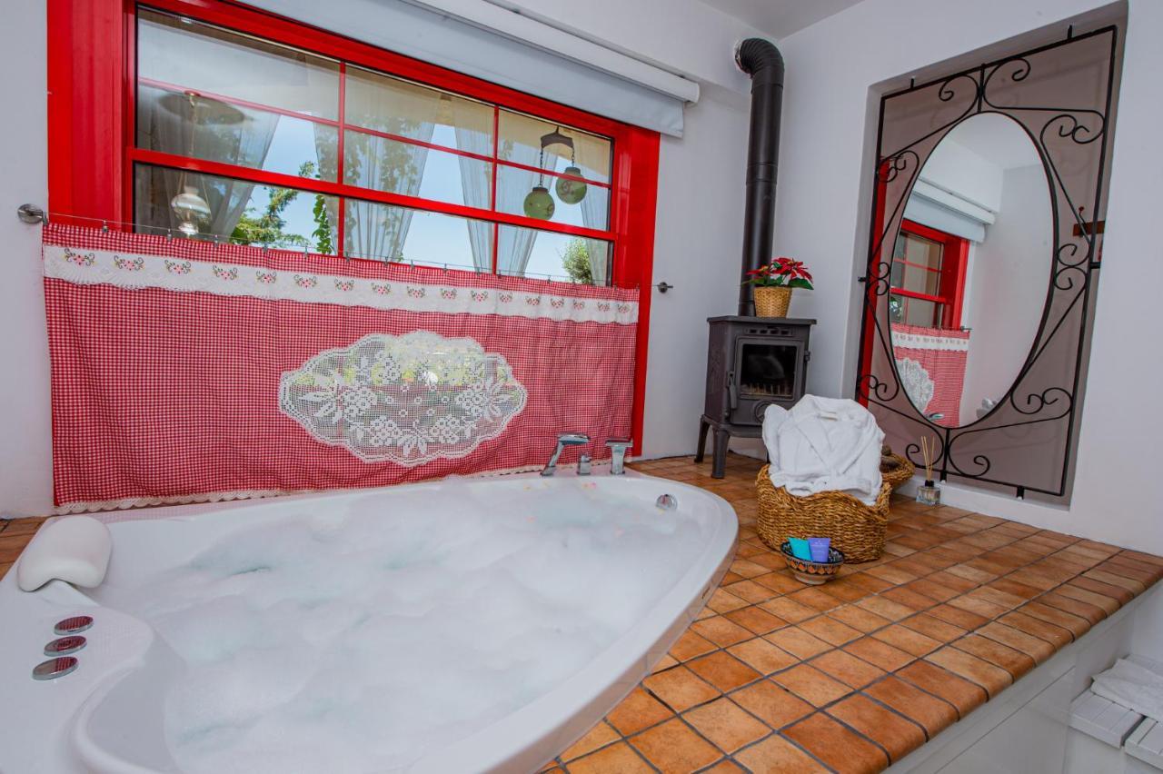 Villa Taraca Alacati Romantik Otel (Adults Only) Экстерьер фото