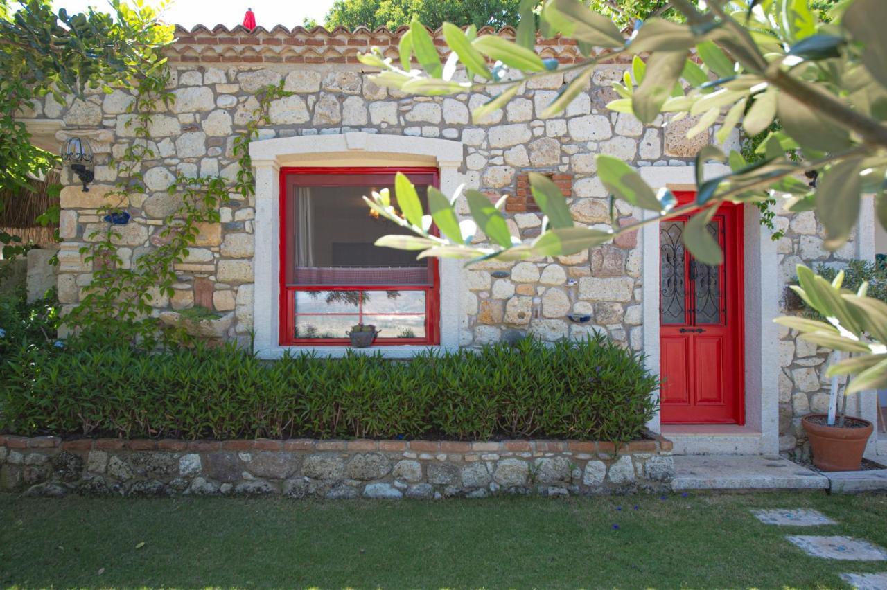 Villa Taraca Alacati Romantik Otel (Adults Only) Экстерьер фото