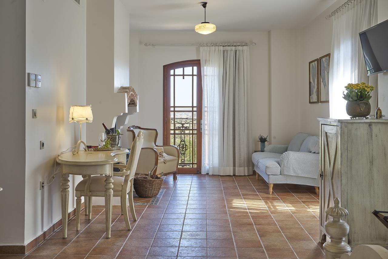 Villa Taraca Alacati Romantik Otel (Adults Only) Экстерьер фото