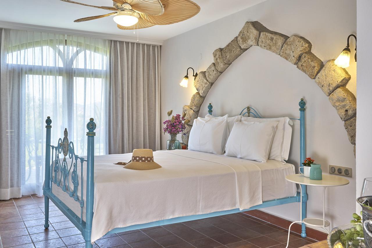 Villa Taraca Alacati Romantik Otel (Adults Only) Экстерьер фото