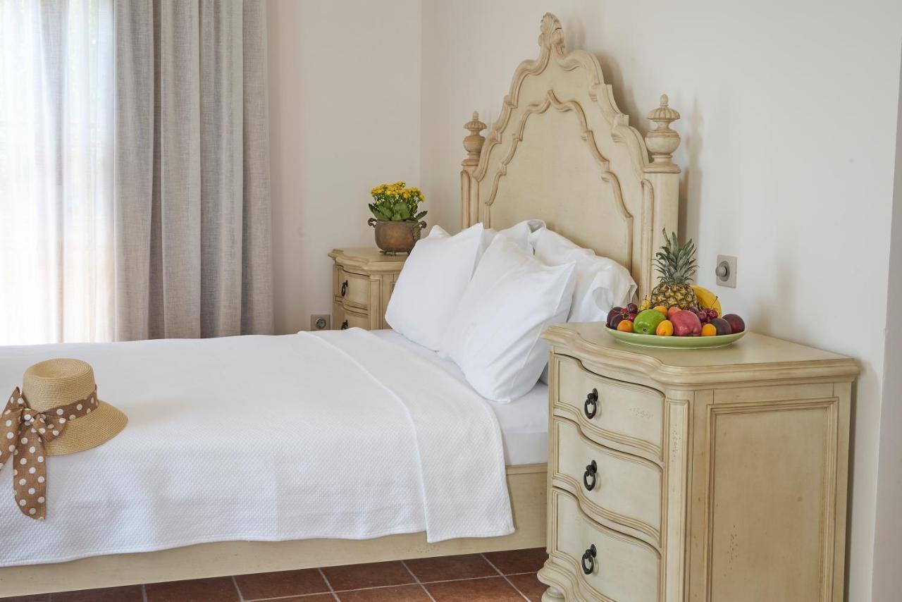Villa Taraca Alacati Romantik Otel (Adults Only) Экстерьер фото