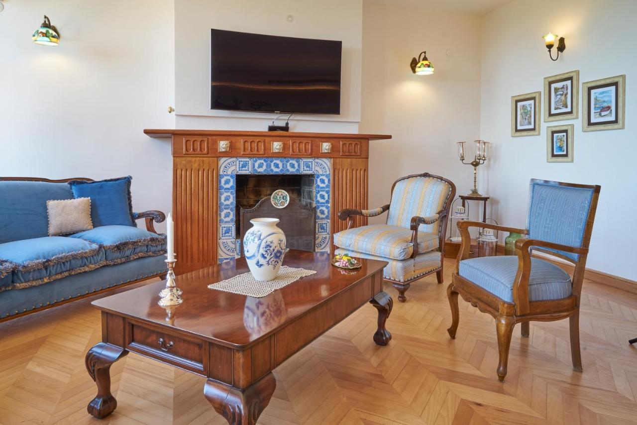 Villa Taraca Alacati Romantik Otel (Adults Only) Экстерьер фото