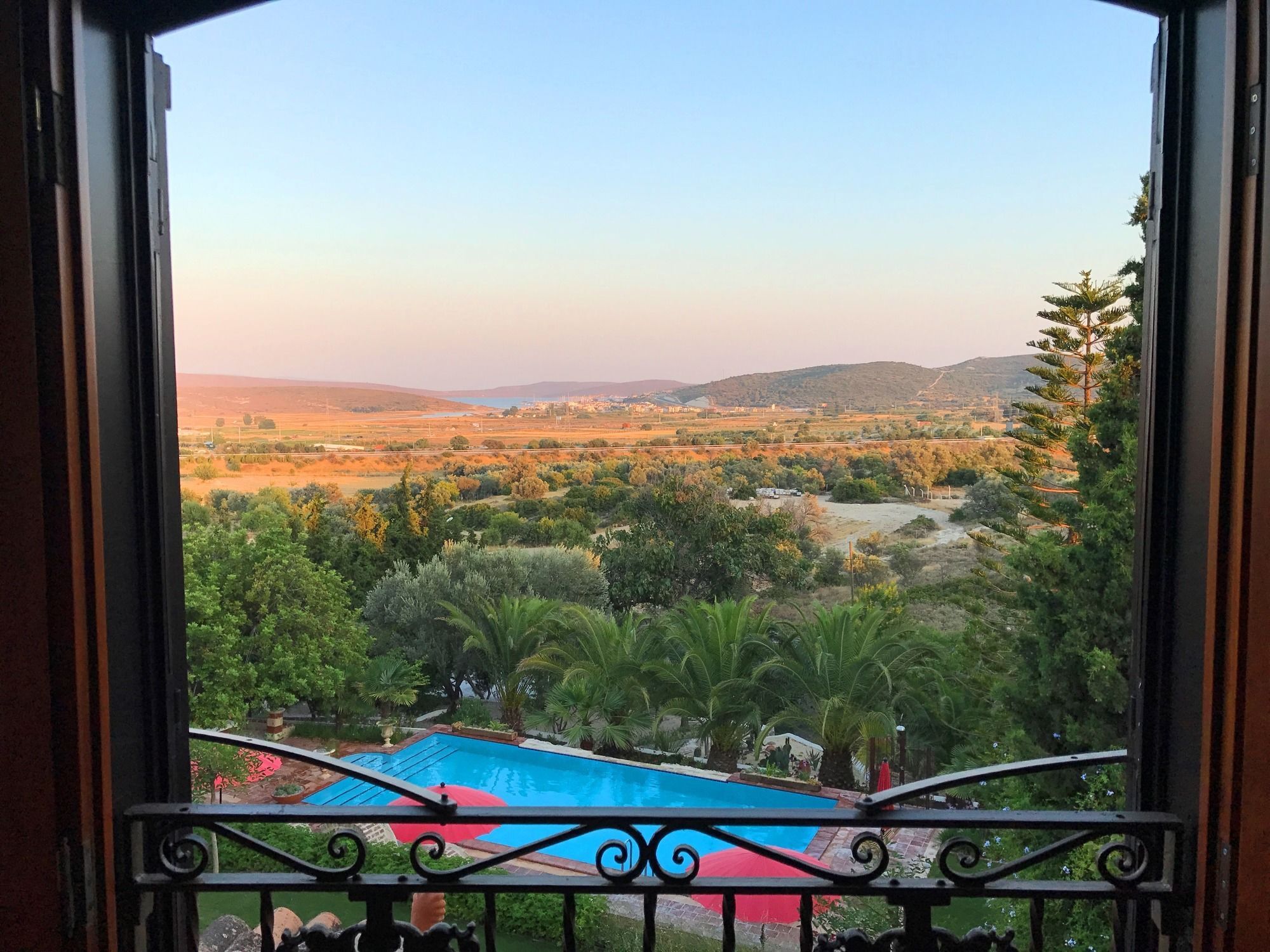 Villa Taraca Alacati Romantik Otel (Adults Only) Экстерьер фото