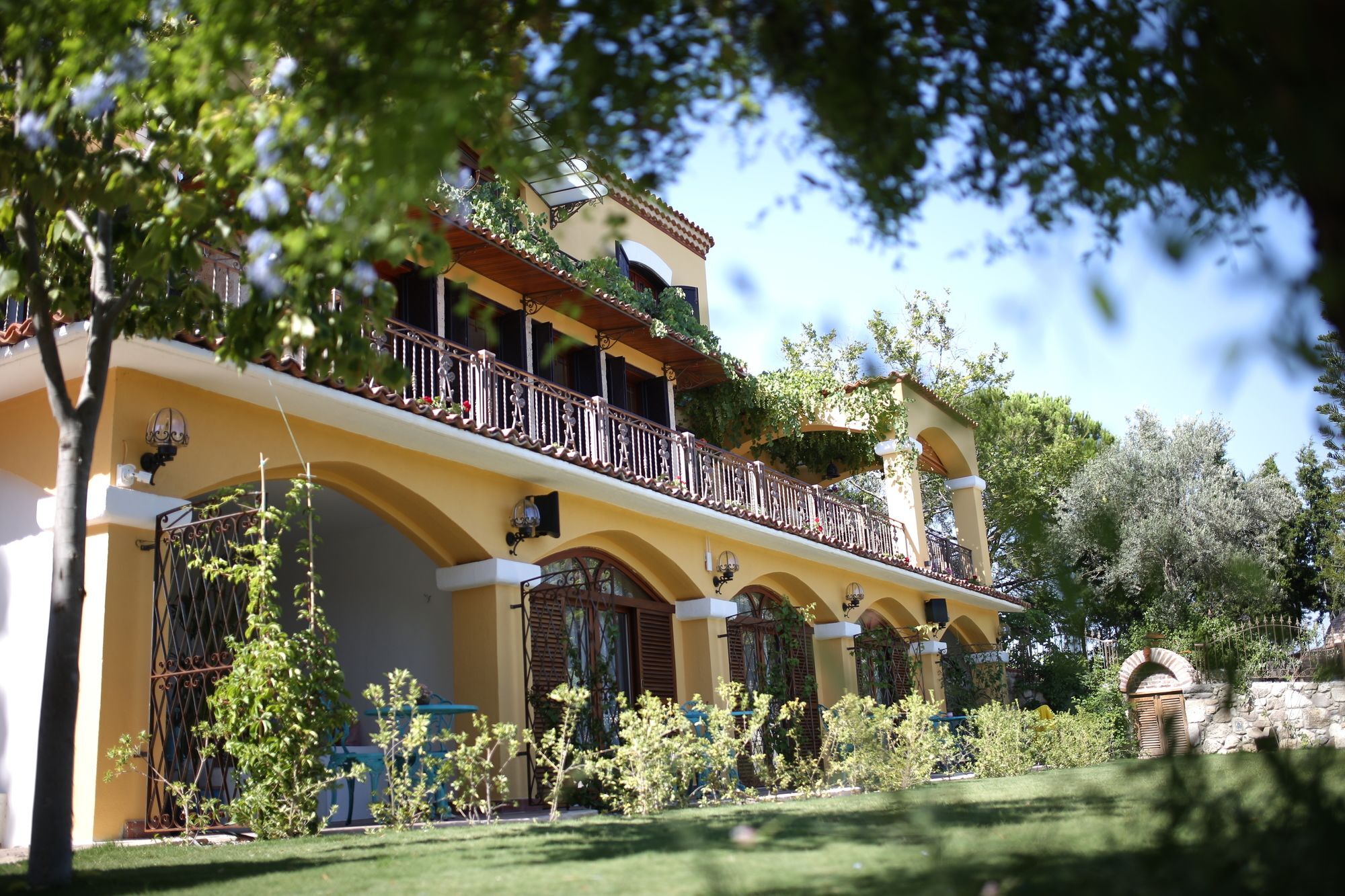 Villa Taraca Alacati Romantik Otel (Adults Only) Экстерьер фото